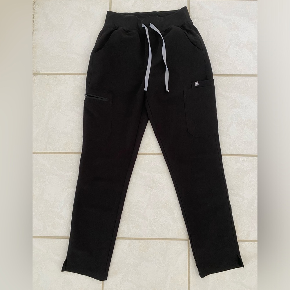 FIGS scrub pant